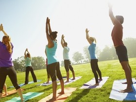 Yoga-in-the-Park_280x210