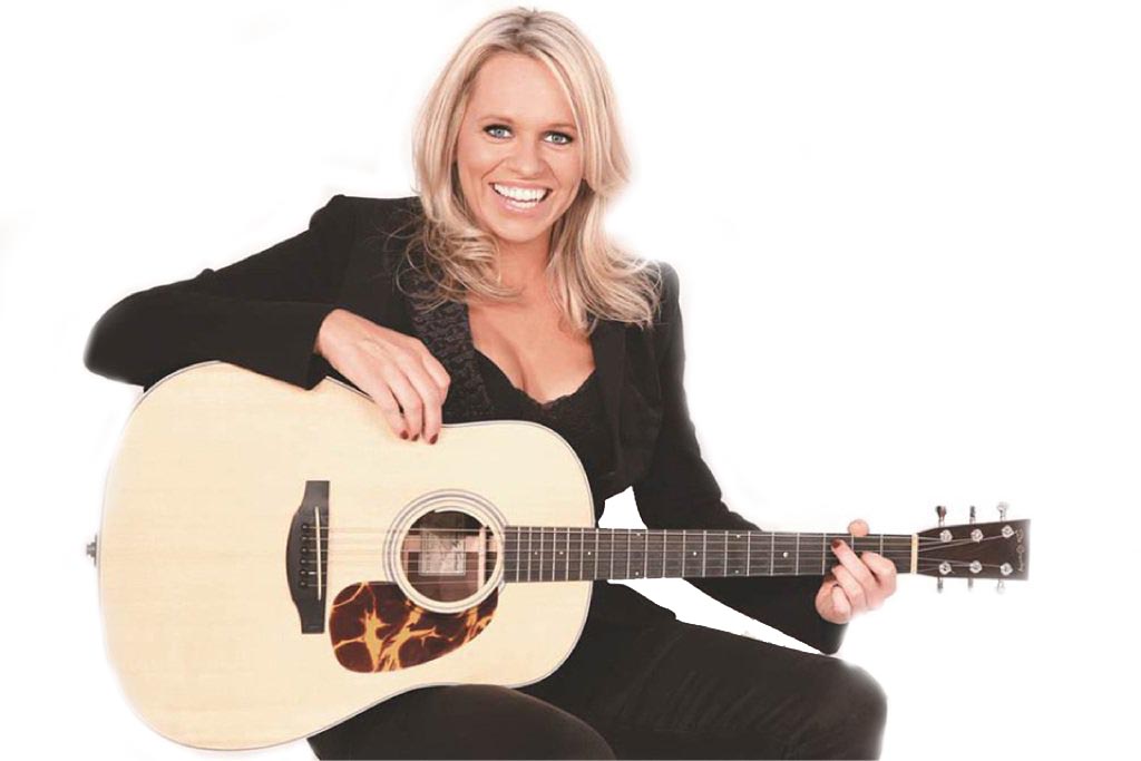 Beccy Cole & Libby O'Donvan Slide back The Beast