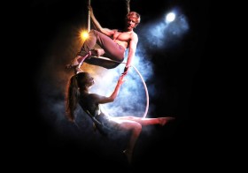Slide-in-Sydney.-El-Circo.-Circus-degustation-menu.-live-entertainment.-trapeze.-aerial-performance.-oxford-street.-famous.-best-fun-sydney.-hens.-anniversary.-party.-events10