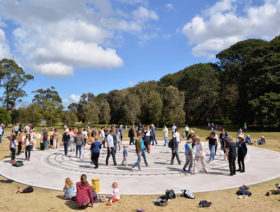 Labyrinth-Walk_700x5302